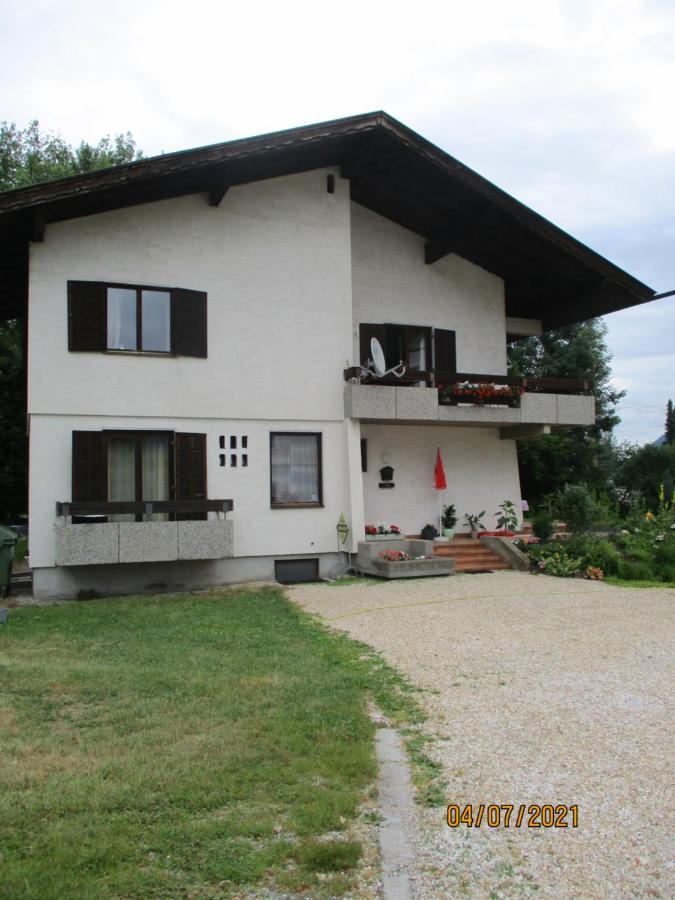 Gaestehaus Leo Bodensdorf Buitenkant foto